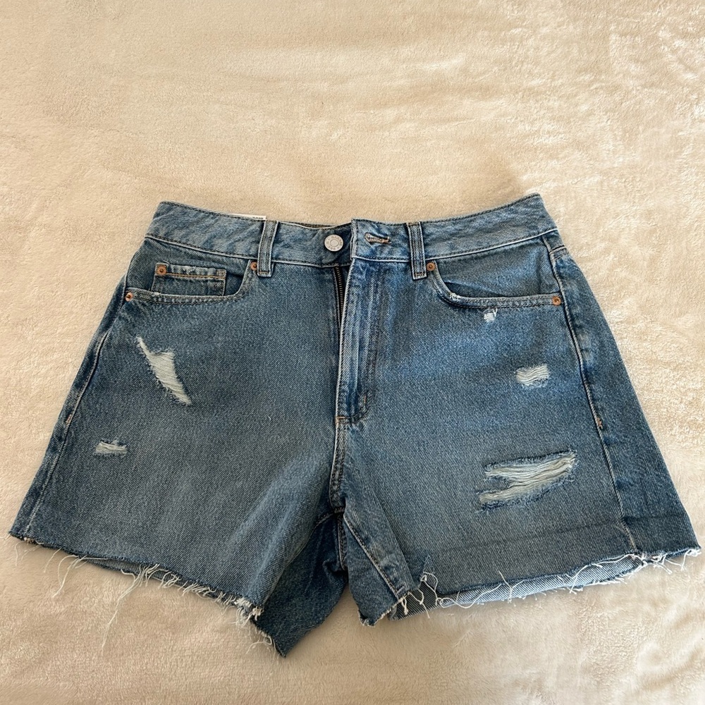 GARAGE DENIM MOM JEAN SHORTS Brand New with tags